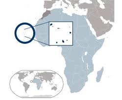 Mapa que muestra la ubicación geográfica de Cabo Verde en la costa occidental de África, destacando su posición insular en el Atlántico y su relevancia deportiva internacional.