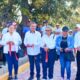 Autoridades municipales y habitantes de Cacaloxúchitl realizan el corte de listón para inaugurar la rehabilitación de la Privada de la 10 Norte.