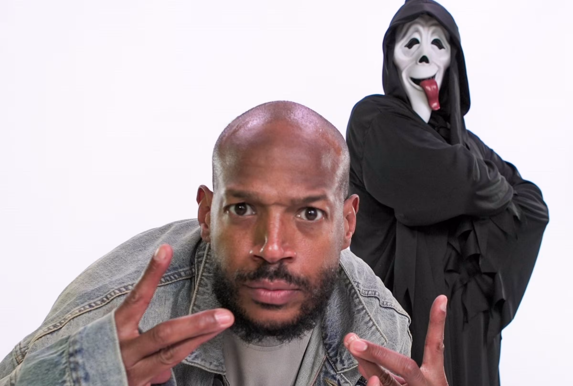 Póster promocional con el logotipo de Scary Movie 6 sobre fondo oscuro anunciando su estreno.
