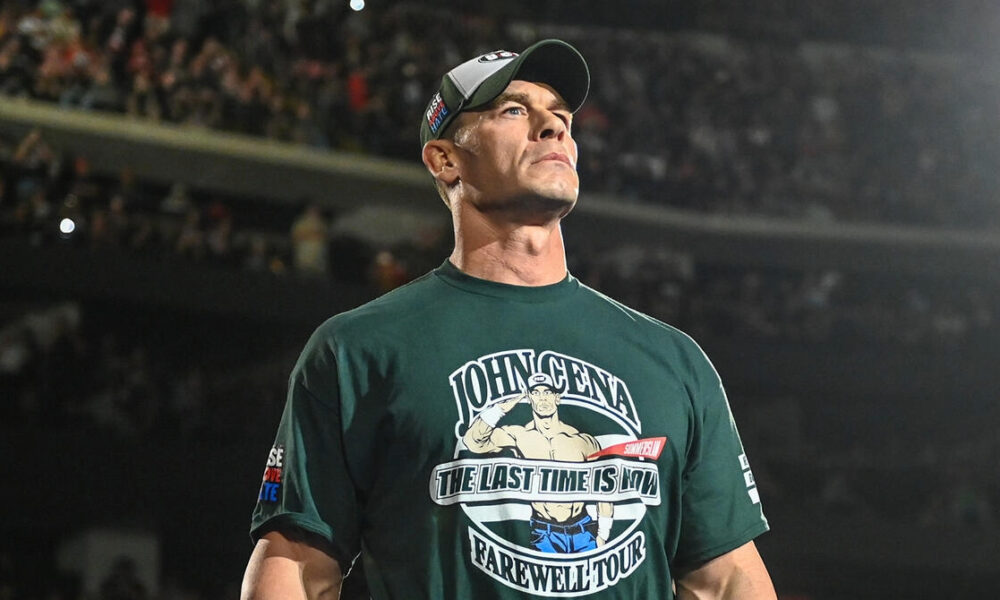 John Cena durante su gira de despedida previo a su último combate oficial en la WWE.
