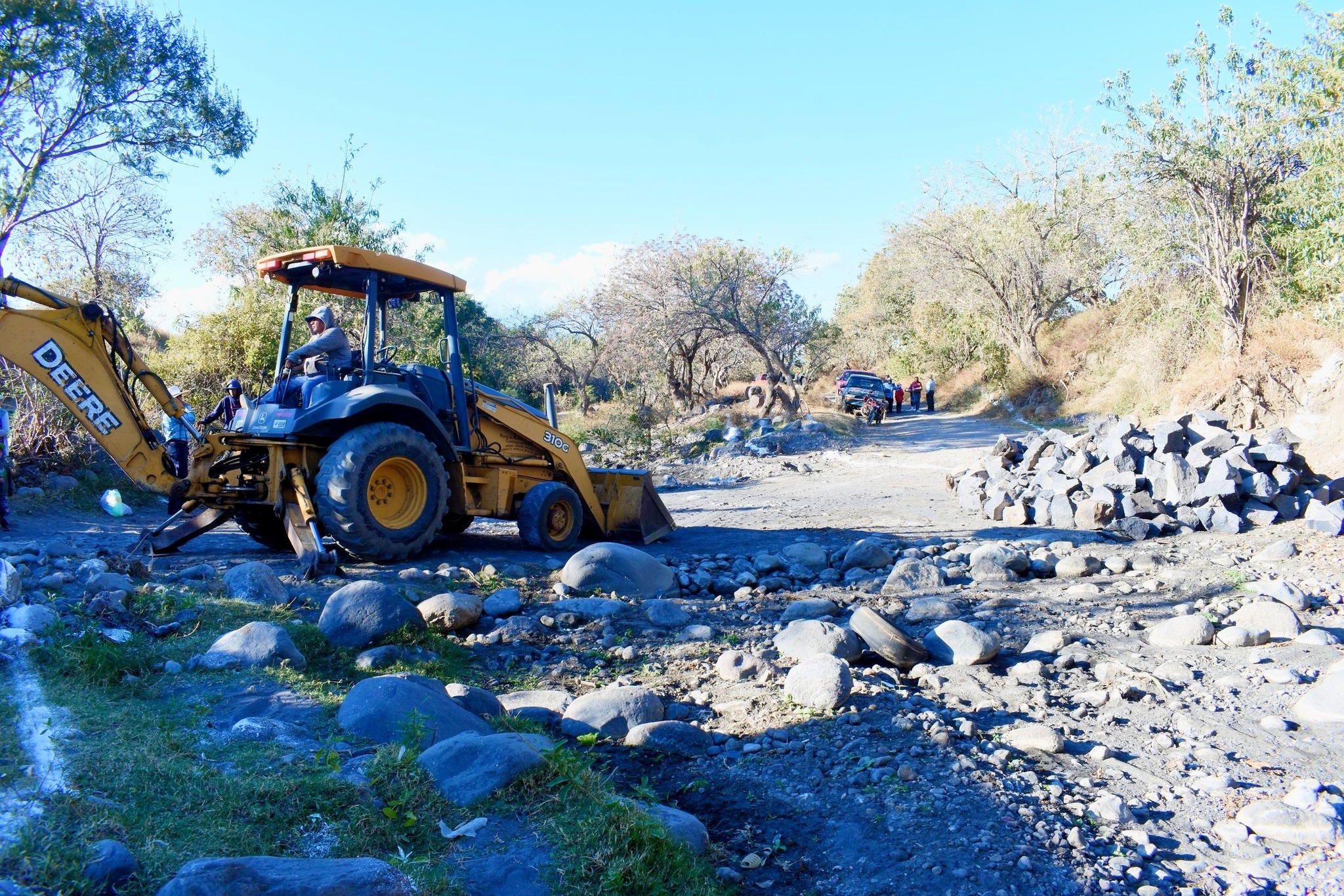 Inicio de obra del puente que conectará Teacalco con Soledad Morelos en Huaquechula.
