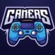 Ilustración de gamer con control y luces neón representando a la comunidad gamer.