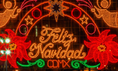 Iluminación navideña con la frase “Feliz Navidad CDMX” en la Ciudad de México.