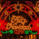Iluminación navideña con la frase “Feliz Navidad CDMX” en la Ciudad de México.