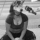 Entrevista callejera a mujer que dice identificarse como perro.