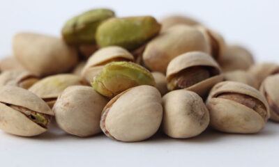 Pistaches naturales, fruto seco recomendado para regular la glucosa en sangre.