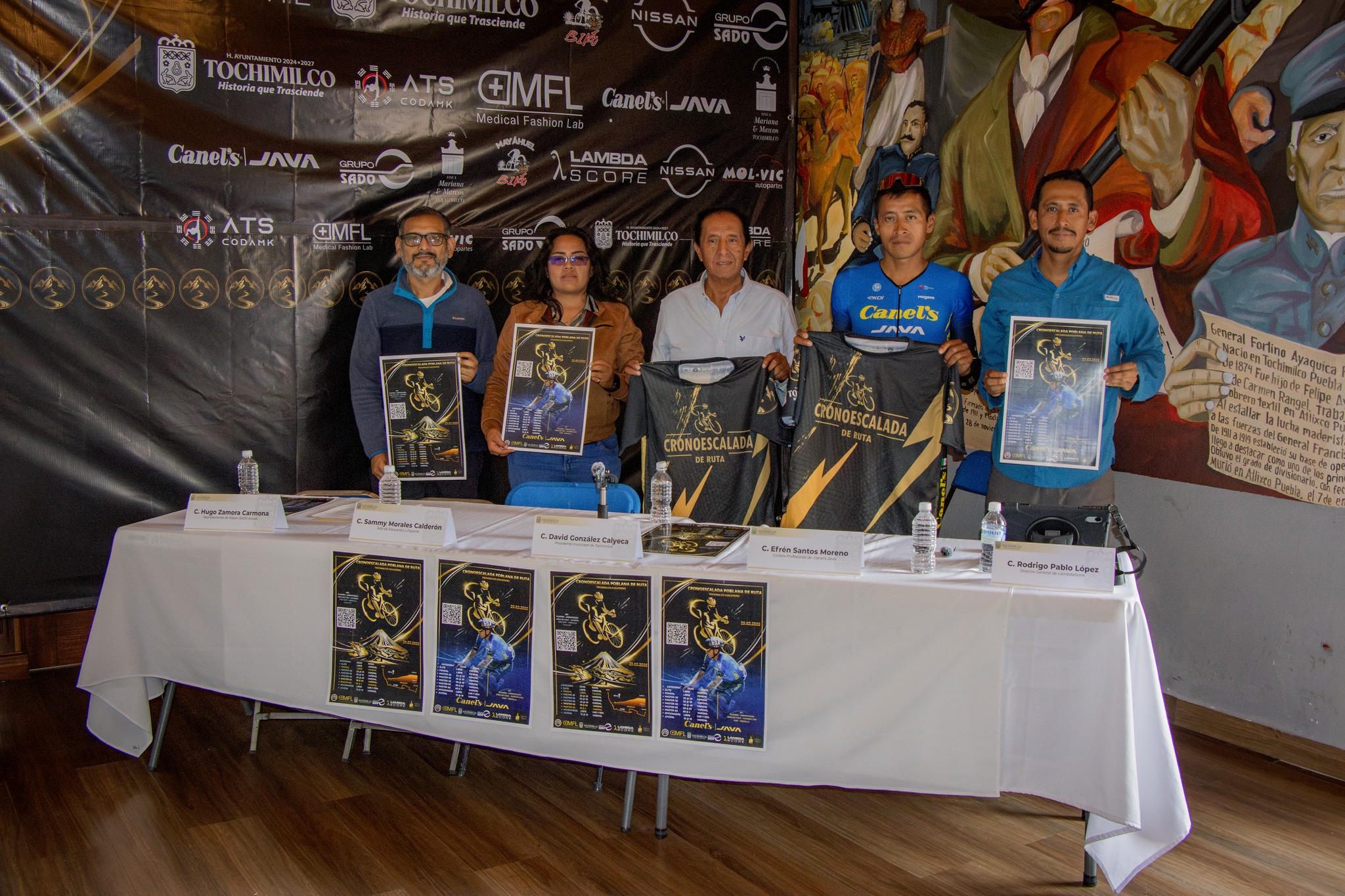 Rueda de prensa del Ayuntamiento de Tochimilco para presentar la competencia ciclista Cronoescalada de Ruta Tochimilco 2026 en Puebla.