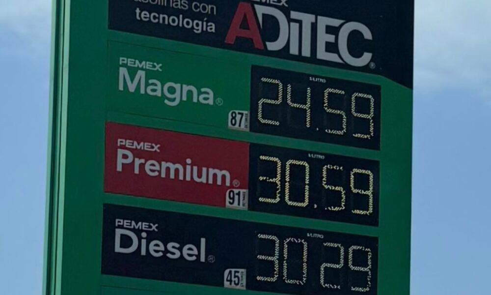 precios de gasolina magna premium y diésel en estación de servicio en México 2026
