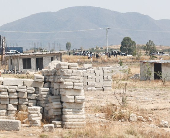 Zona con presencia policial durante operativo de desalojo en Santa Ana Acozautla