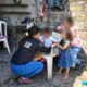 Personal del DIF de Huaquechula brindando atención a niñas en comunidad de Ahuatlán con seguimiento de salud y nutriciónApoyo del DIF Huaquechula a menores en Ahuatlán