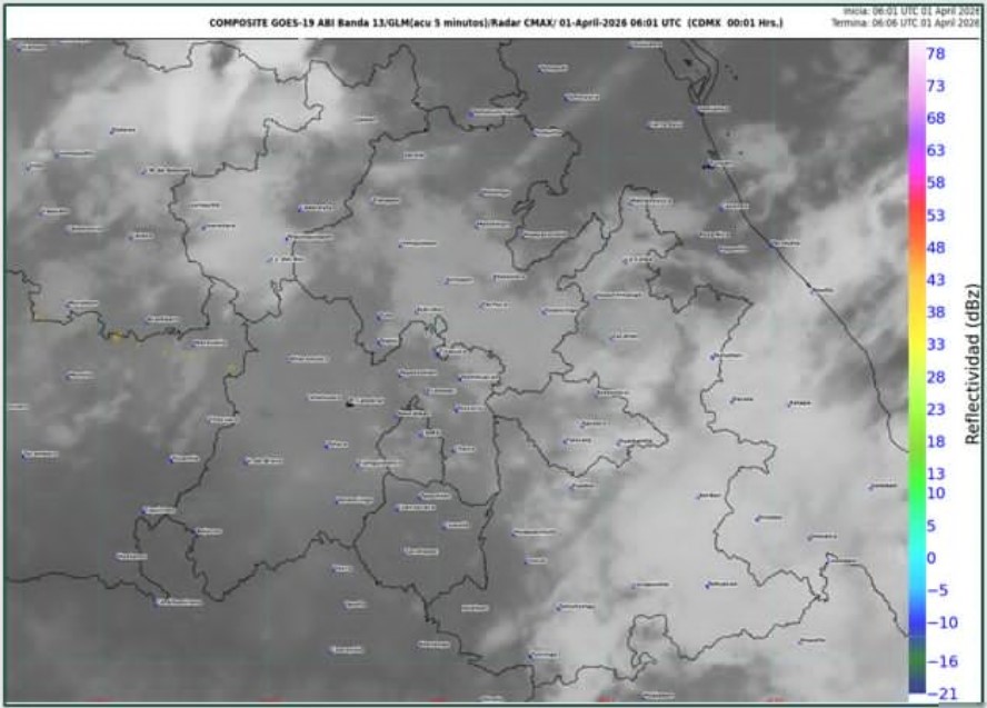 Mapa meteorológico con presencia de nubes, lluvias y tormentas eléctricas en Puebla y el centro de México