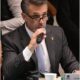 Sergio Mayer durante sesión política tras anunciar su renuncia irrevocable a Morena.