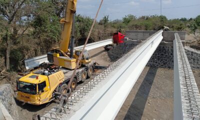 Construcción de puente entre Teacalco y La Soledad Morelos en Huaquechula