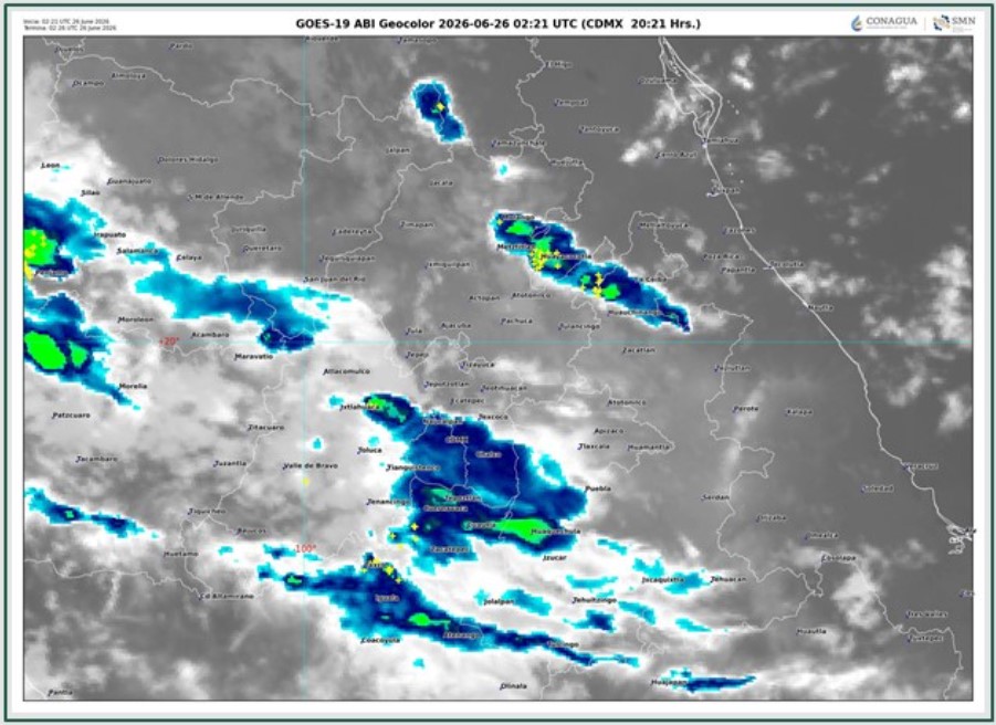 Imagen satelital GOES-19 del Servicio Meteorológico Nacional que muestra la presencia de nubosidad asociada a la onda tropical número 12 sobre el centro de México, con pronóstico de lluvias para Puebla, el Valle de Atlixco-Matamoros y otras regiones del país durante el 26 de junio de 2026.