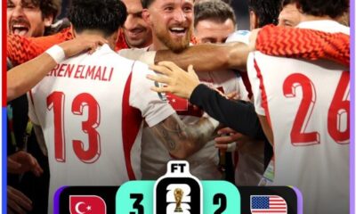 Jugadores de la Selección de Türkiye celebran la victoria por 3-2 sobre Estados Unidos durante el último partido del Grupo D de la Copa Mundial de la FIFA 2026, disputado en Los Ángeles, California.