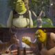 Comparación visual entre el diseño clásico y el nuevo diseño de Shrek y Burro mostrado en el primer tráiler oficial de Shrek 5.