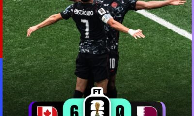 Jugadores de Canadá celebran durante la victoria 6-0 sobre Catar en la Copa Mundial de la FIFA 2026 en Vancouver.