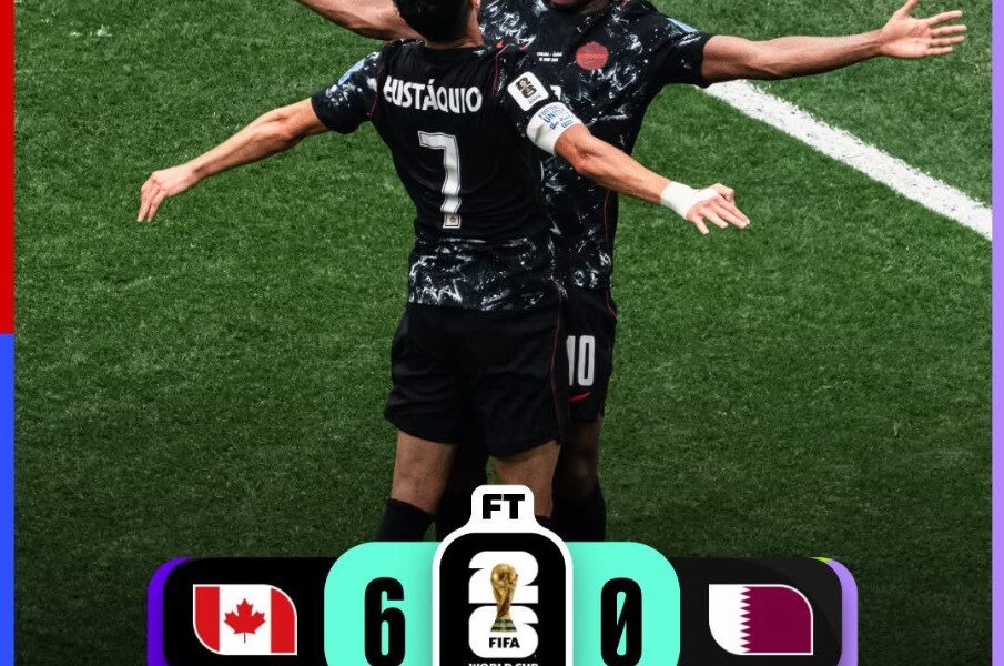 Jugadores de Canadá celebran durante la victoria 6-0 sobre Catar en la Copa Mundial de la FIFA 2026 en Vancouver.