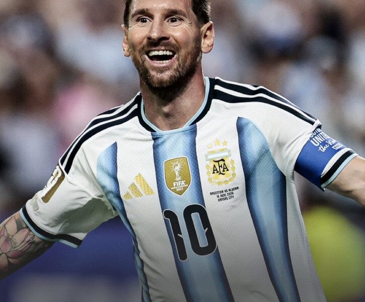 Lionel Messi celebra durante la victoria de Argentina 3-0 sobre Argelia en el Mundial 2026 tras marcar un histórico hat-trick.