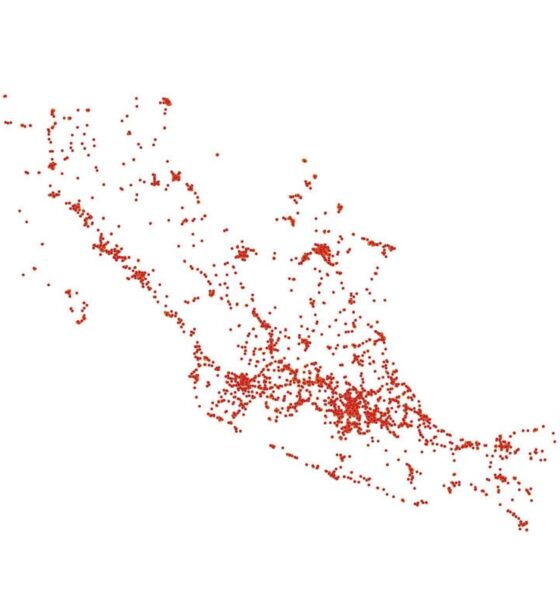 Mapa de México formado por puntos que representan la ubicación de tiendas OXXO en el país.