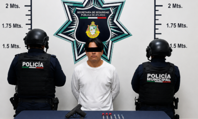Sujeto detenido por policías municipales de Atlixco tras una persecución y aseguramiento de un arma de fuego.