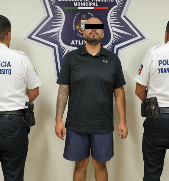 Hombre detenido por autoridades de Atlixco tras ser señalado por causar daños a vehículos estacionados.