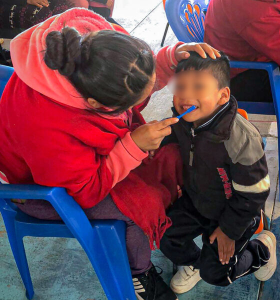 Plática de higiene bucal para madres y padres de familia en el Centro de Educación Preescolar Indígena Narciso Mendoza de San Miguel Tecuanipa, Tochimilco.