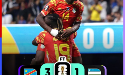 Jugadores de la República Democrática del Congo celebran la victoria 3-1 sobre Uzbekistán en la última jornada de la fase de grupos de la Copa Mundial de la FIFA 2026, resultado que aseguró su clasificación a la fase de eliminación directa.
