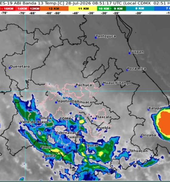 ALT: Imagen satelital GOES-19 que muestra nubosidad sobre el centro del país.