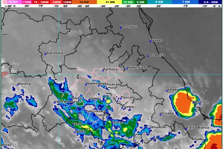 ALT: Imagen satelital GOES-19 que muestra nubosidad sobre el centro del país.