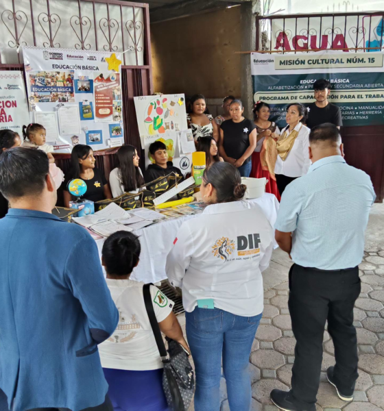Clausura de los talleres de la Misión Cultural No. 15 Puebla en Cacaloxúchitl, Huaquechula, con exposición de trabajos realizados por más de 190 estudiantes.