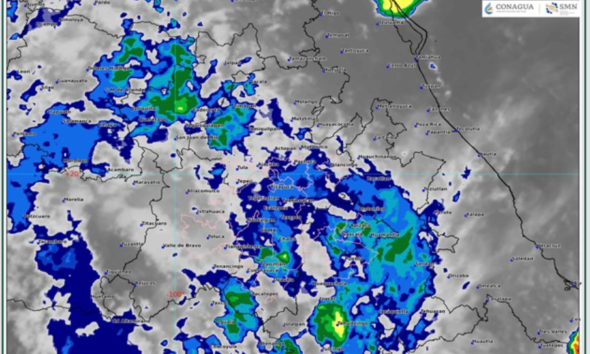 Imagen satelital GOES-19 del 3 de julio de 2026 que muestra amplia nubosidad sobre Puebla y el centro de México, con pronóstico de lluvias, actividad eléctrica y posible caída de granizo en Atlixco, Angelópolis, Valles Centrales, Sierra Norte, Sierra Nororiental y Sierra Negra.