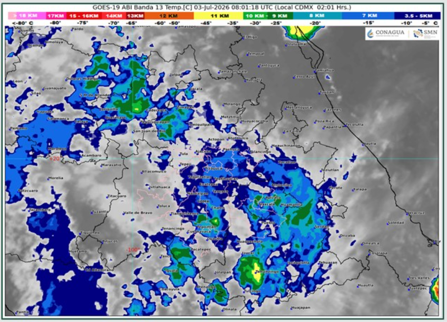 Imagen satelital GOES-19 del 3 de julio de 2026 que muestra amplia nubosidad sobre Puebla y el centro de México, con pronóstico de lluvias, actividad eléctrica y posible caída de granizo en Atlixco, Angelópolis, Valles Centrales, Sierra Norte, Sierra Nororiental y Sierra Negra.