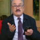 Pedro Sola durante una emisión televisiva en la que ofreció una disculpa pública tras la polémica generada por sus declaraciones sobre los perros en establecimientos pet friendly.
