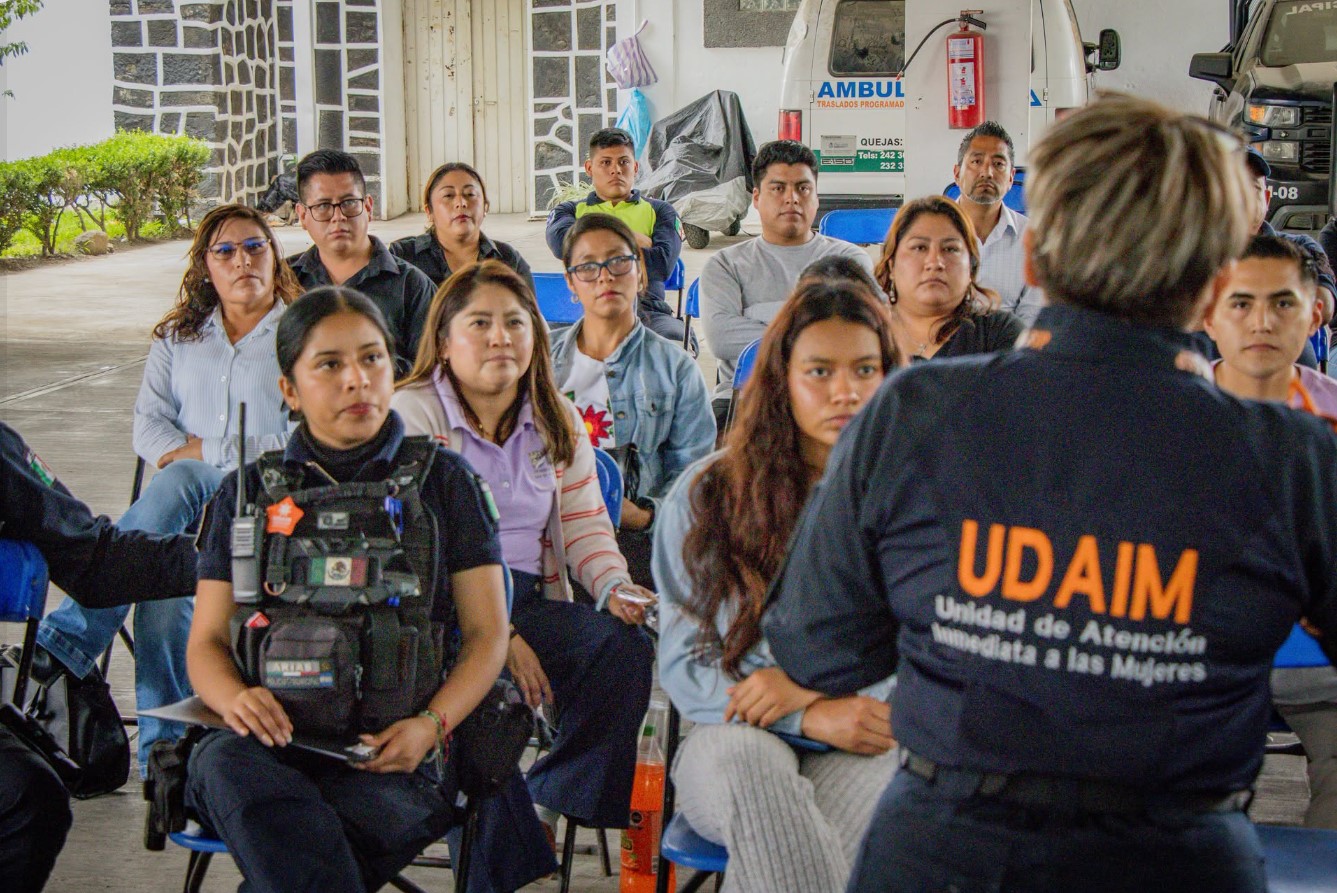 Capacitación sobre prevención y atención de la violencia contra las mujeres en Capacitación sobre prevención y atención de la violencia contra las mujeres en Tochimilco.Tochimilco.